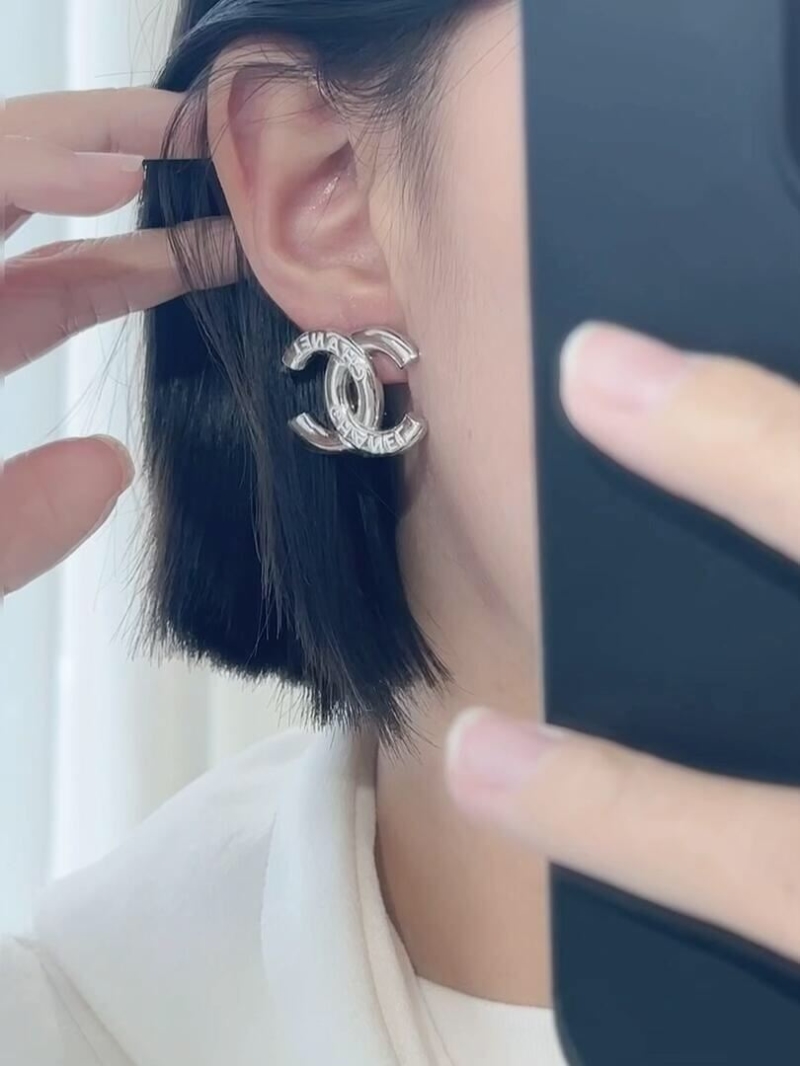 Ch**el earrings